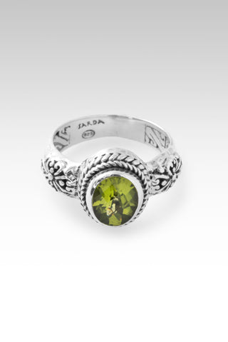 Wondrous Grace Ring™ in Peridot Janyl Adair / 10 / Peridot