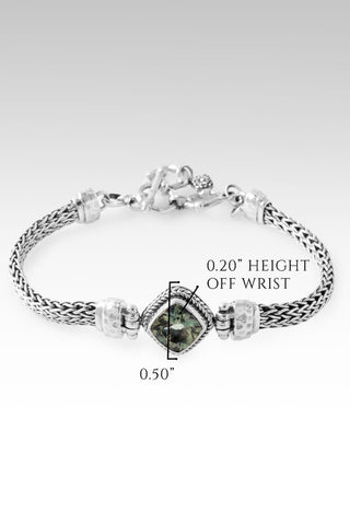 Happy Moments Bracelet™ in Green Apatite - Single Stone - only found at SARDA™