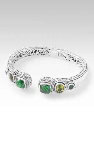 Heaven's Symphony Tip - to - Tip Bracelet™ in Emerald Green Abalone & Quartz Triplet - only found at SARDA™