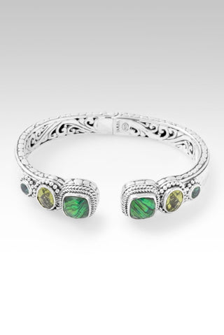 Heaven's Symphony Tip - to - Tip Bracelet™ in Emerald Green Abalone & Quartz Triplet - only found at SARDA™