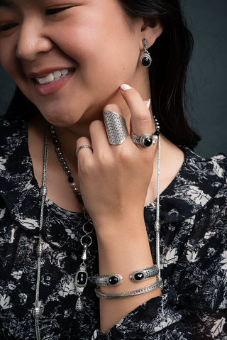 Palisade Tip - to - Tip Bracelet™ in Black Spinel - Tip - to - Tip - only found at SARDA™